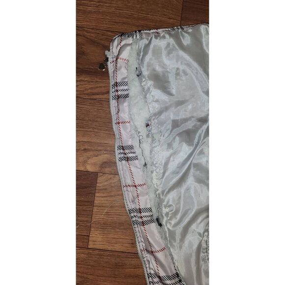 Marcelle Renee Plaid Hooded Vest - Picture 6 of 8